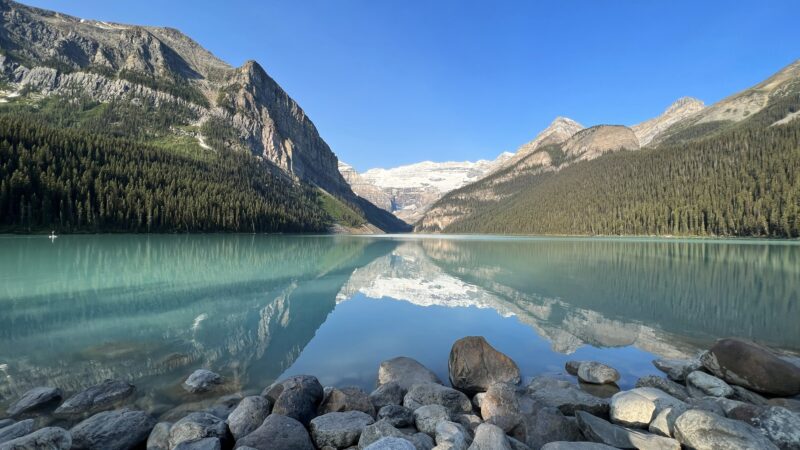Lake Louise in a Day: Sunrise, Trails, and Breathtaking Views